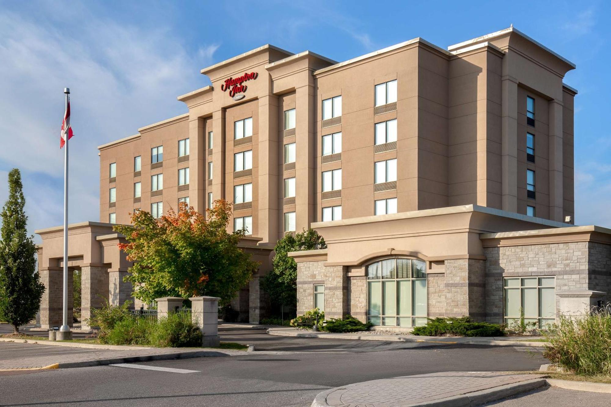 Hampton Inn By Hilton Brampton - Toronto Экстерьер фото