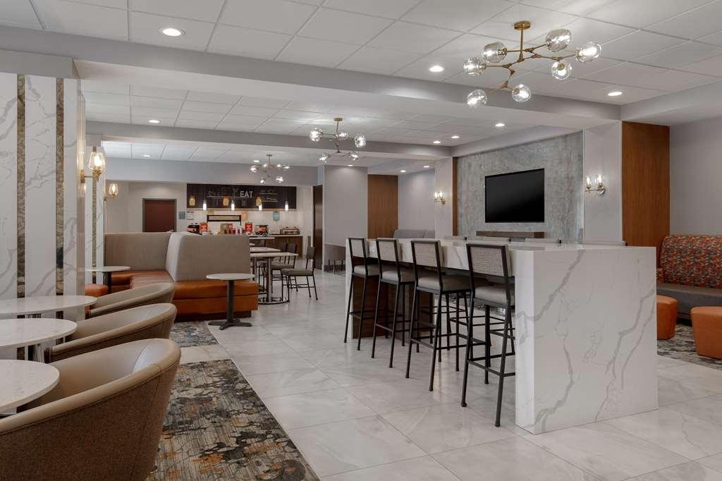 Hampton Inn By Hilton Brampton - Toronto Интерьер фото